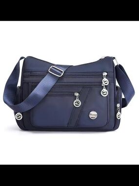Compact Navy Crossbody Bag with Multiple Pockets